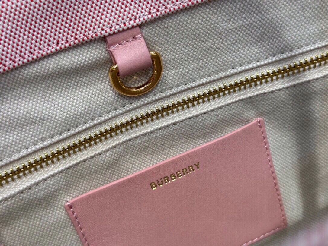 MOMO- 80648601 item:D-B000A2439R