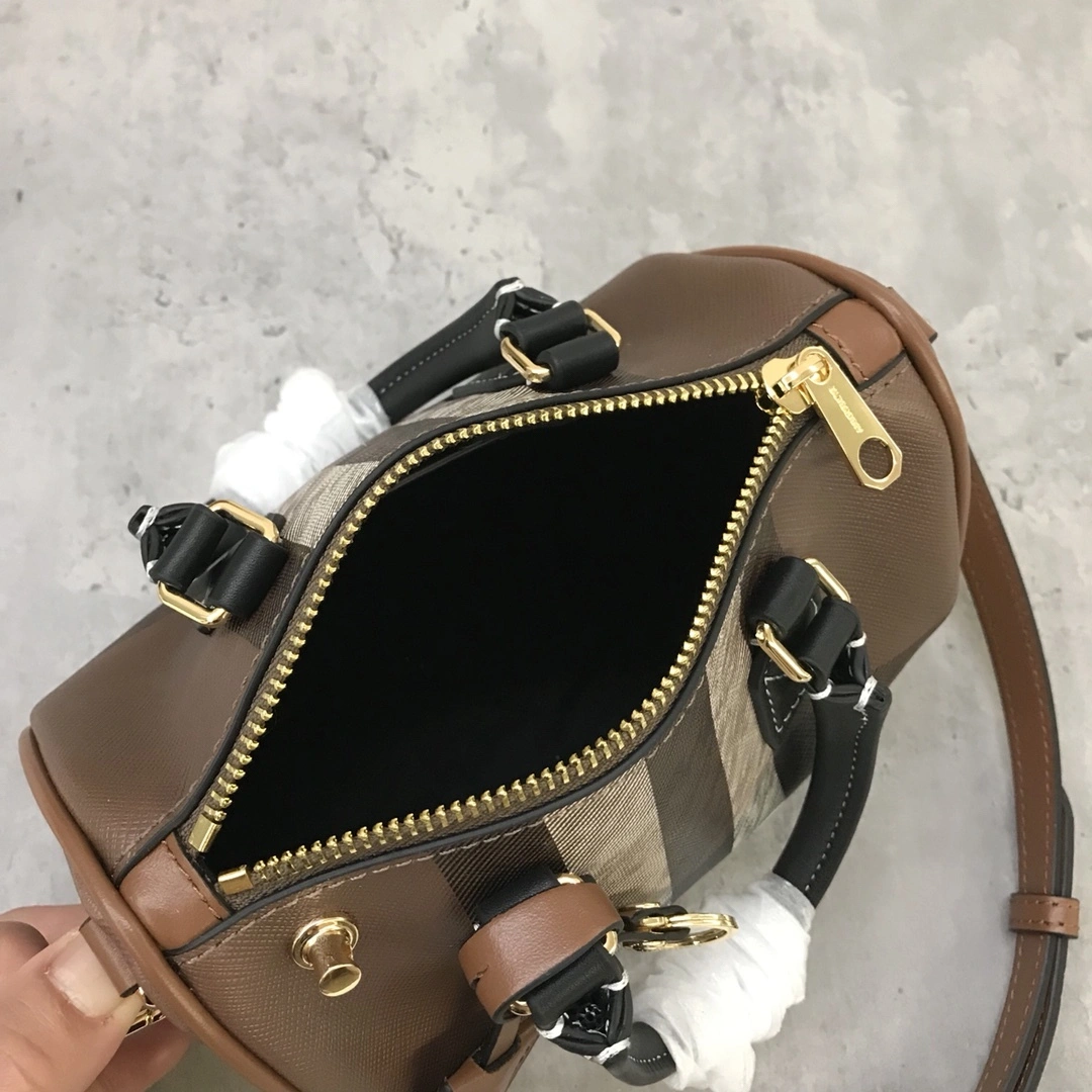 MOMO- 806966311 item:D-B278A2264R
