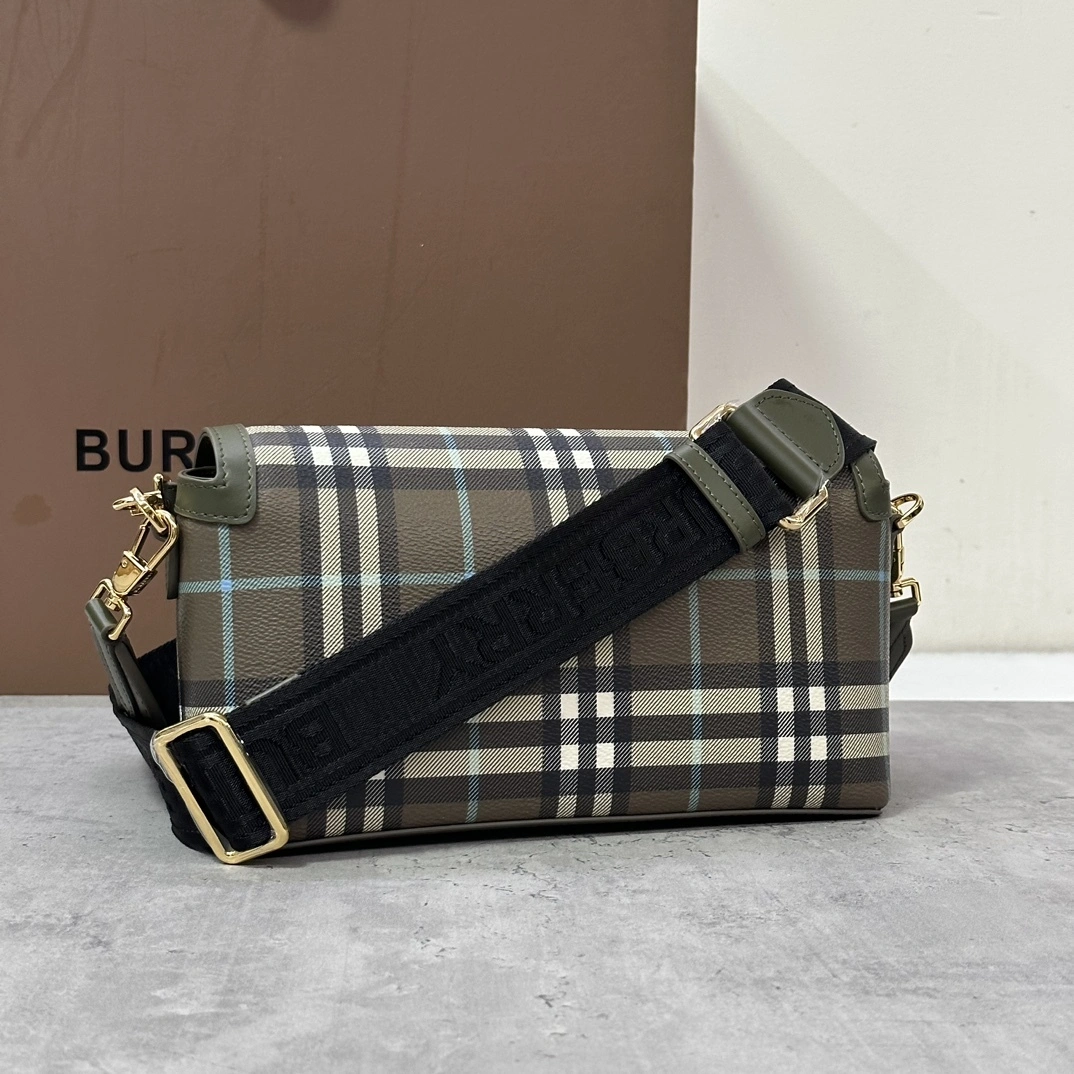 MOMO- 80745101 item:D-B278A2240R