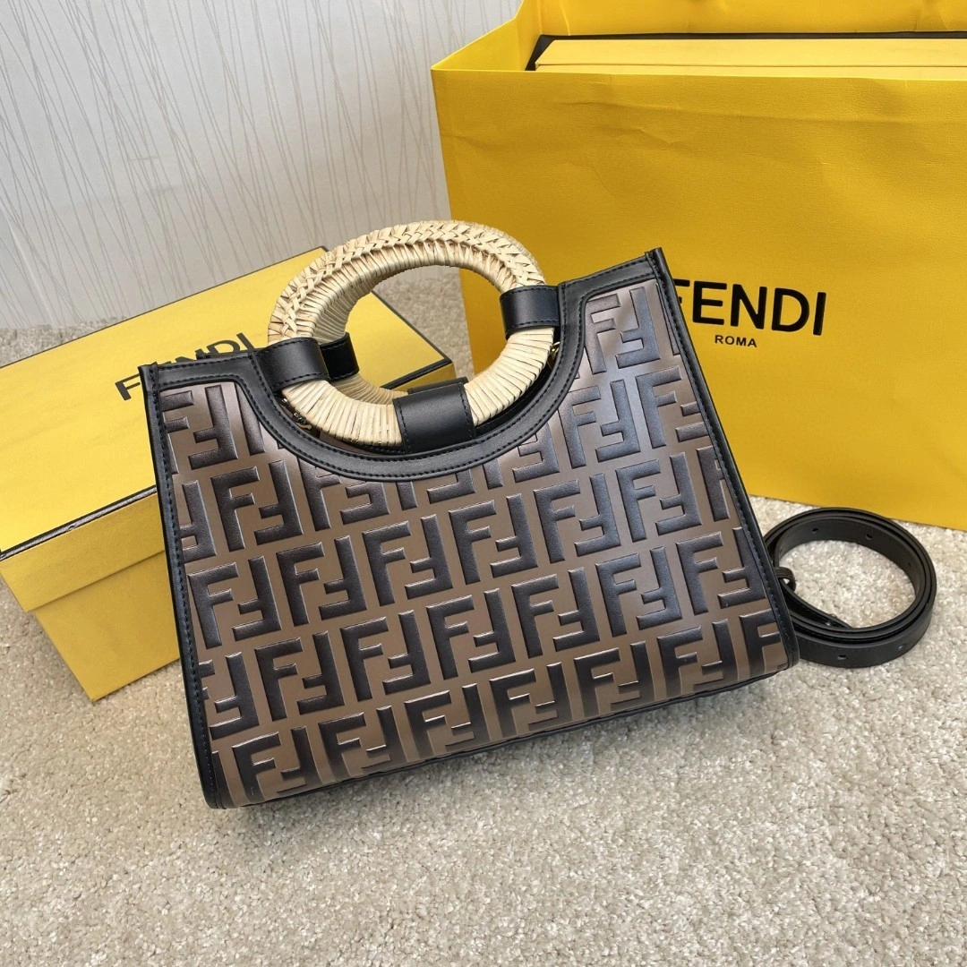 MOMO- 8BH353 Runaway Shopping item : B-B225C2743W