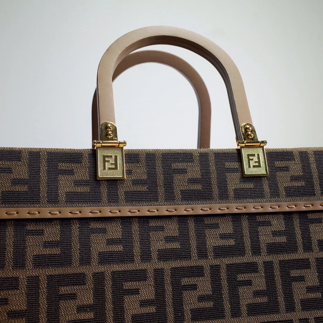 &MOMO--8BH372-ALVY-F1GE3 item：C-B00J52780T