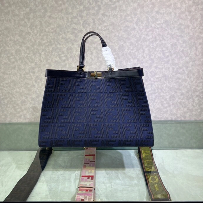 MOMO- 8BH374-A9P6-F1998 Peekaboo X-Tote item：B-B063G1325C