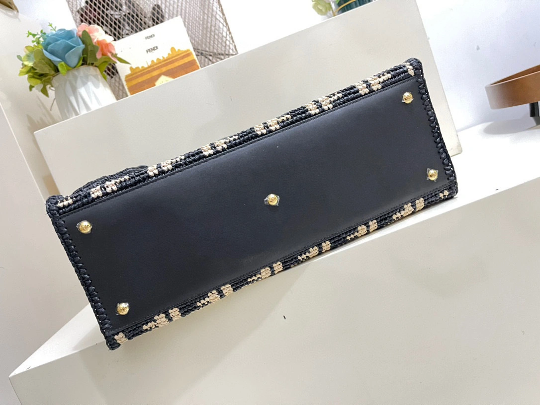 MOMO- 8BH374-ACOF-F0VQJ Peekaboo X-tote item：B-B063G1231C