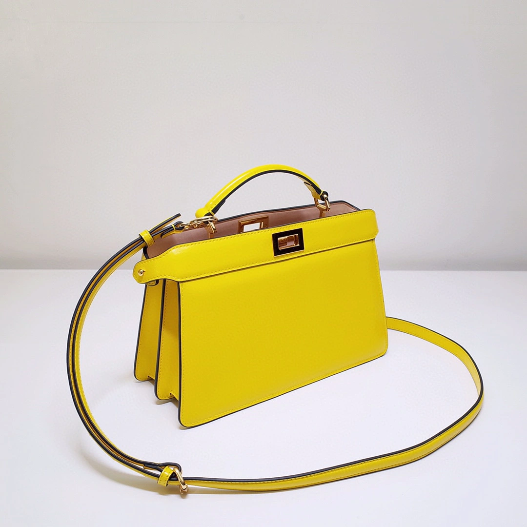 MOMO- 8BN323-ADYC-F1D4E Iconic Peekaboo I See U item：B-B202G1335C