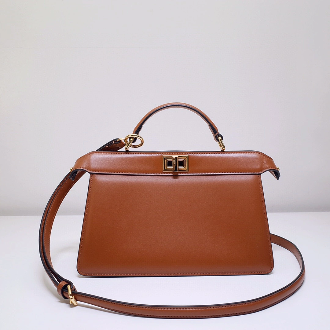 MOMO- 8BN323-AF2H-F0QVK Iconic Peekaboo I See U item：B-B202G1333C