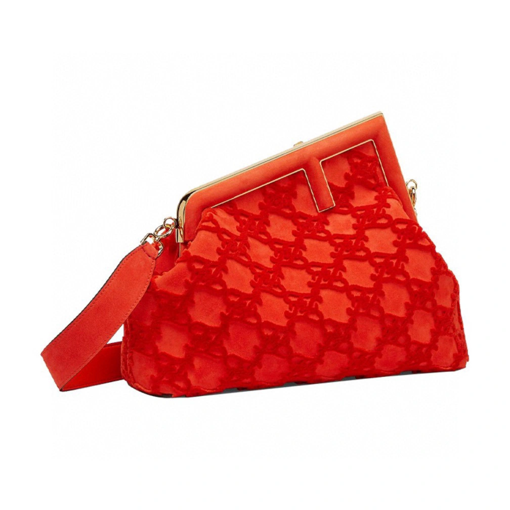 MOMO- 8BP127-AGXK-F0C3Q First item：B-B063E2720C