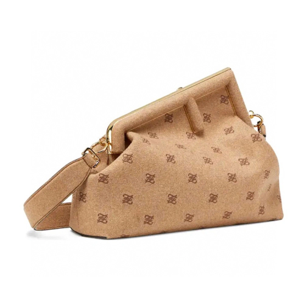 MOMO- 8BP127-AHNG-F0J2D First item：B-B000E2716C
