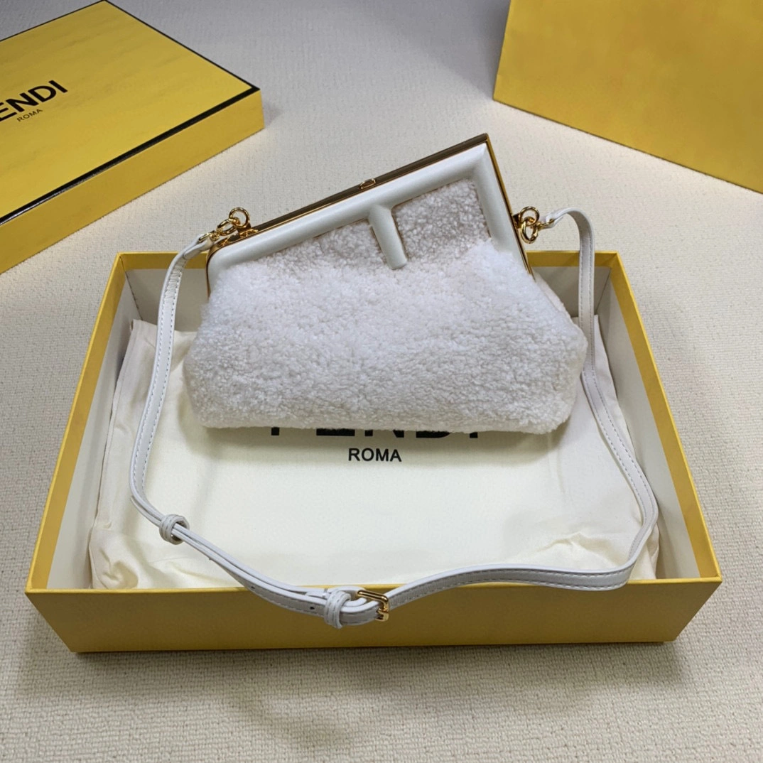 MOMO- 8BP129-AHNA-F0QVL First item：B-B000E2721C