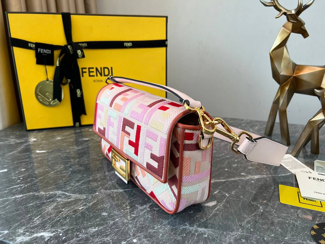 MOMO- 8BR600AEUGF1DGX Baguette item：B-B000E2738C