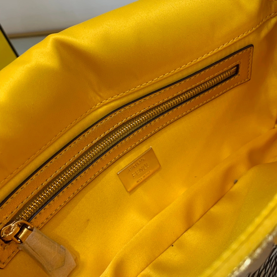 MOMO- 8BR792-AJSY-F1HNK 1997 Baguette item：B-B063G1317C