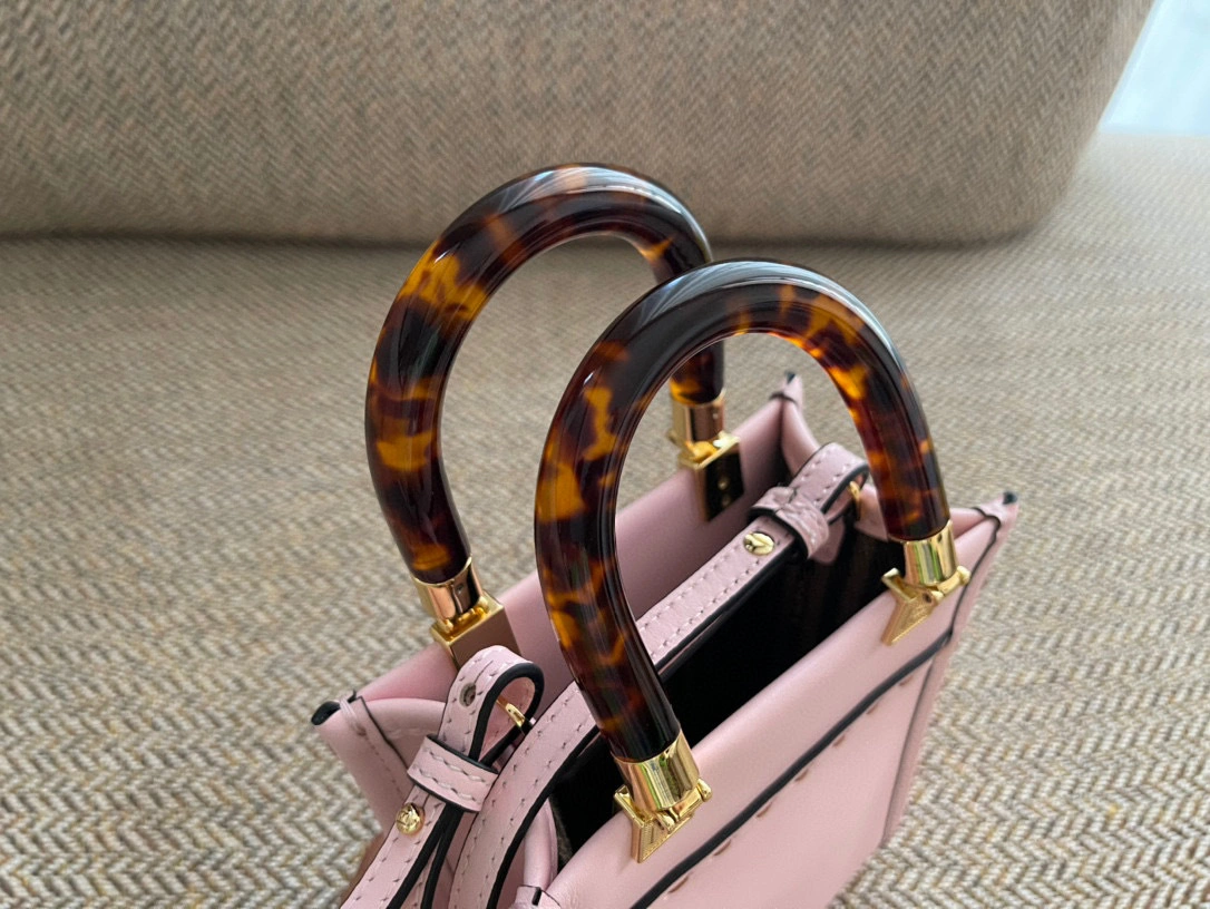 MOMO- 8BS051-ABVL-F0NVJ Sunshine item：B-B000F1137C