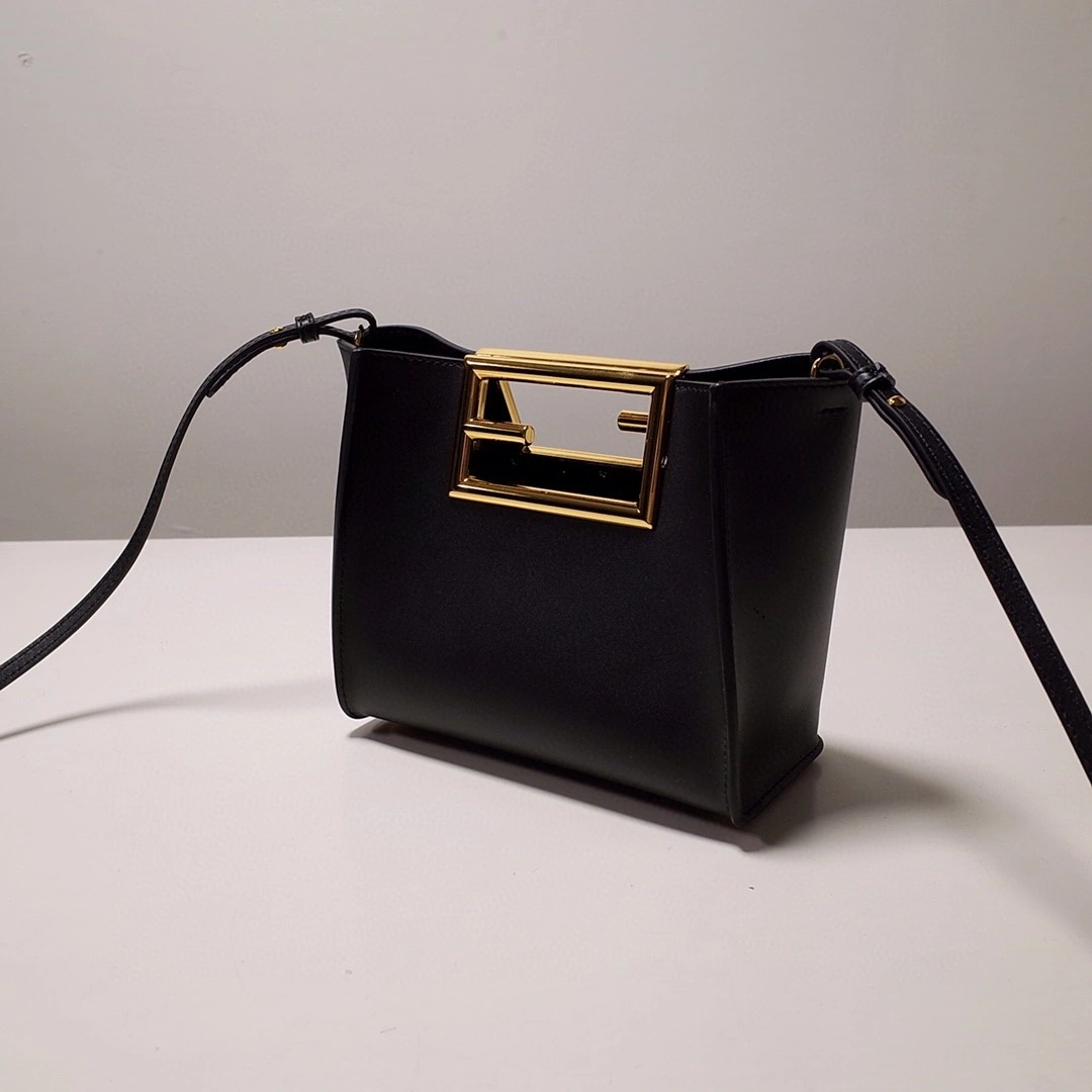 MOMO- 8BS054 Way item : B-B000C1129
