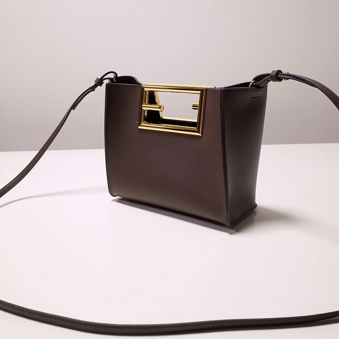 MOMO- 8BS054 Way item : B-B000C1131