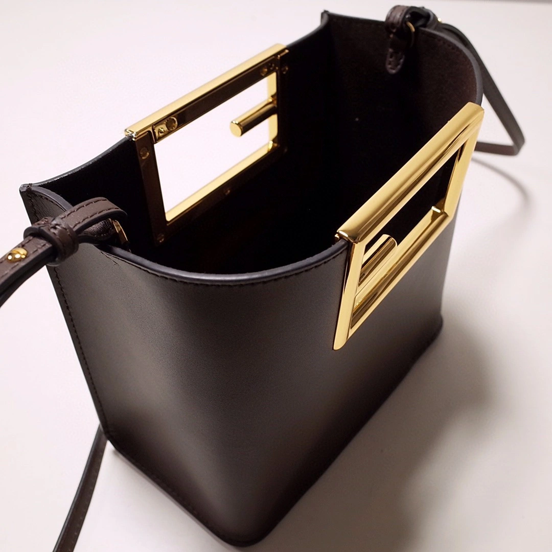 MOMO- 8BS054 Way item : B-B000C1131