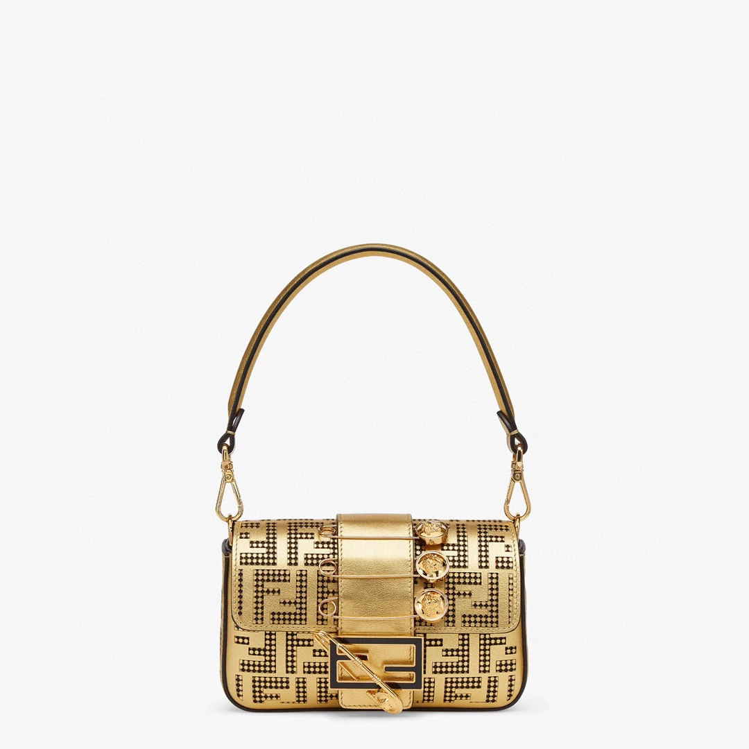 MOMO- 8BS066-AJT7-F1I06 Baguette item：B-B063G1310C
