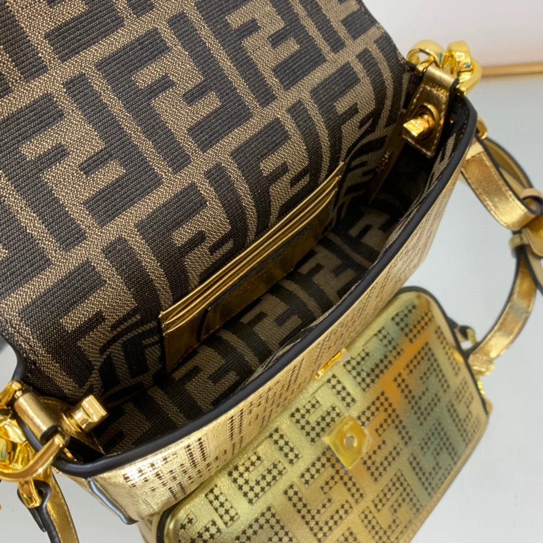 MOMO- 8BS066-AJT7-F1I06 Baguette item：B-B063G1310C
