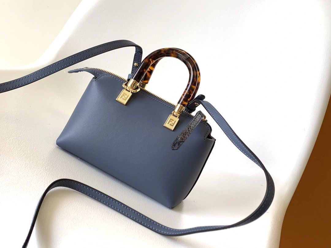 MOMO- 8BS067-AHN5-F199A item：C-B063I3023V