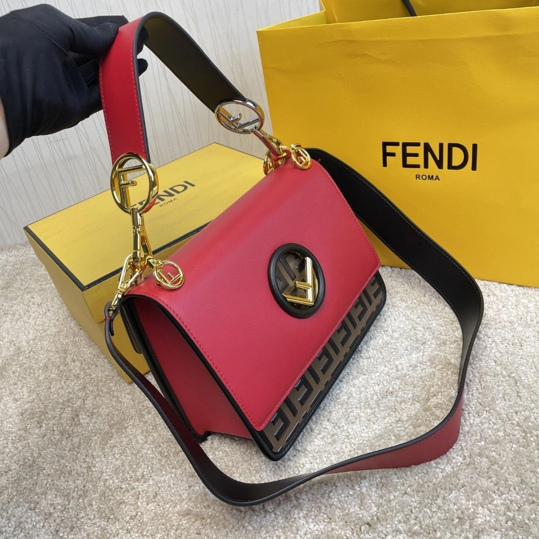 MOMO- 8BT284 Kan I Logo item : B-B039B2128