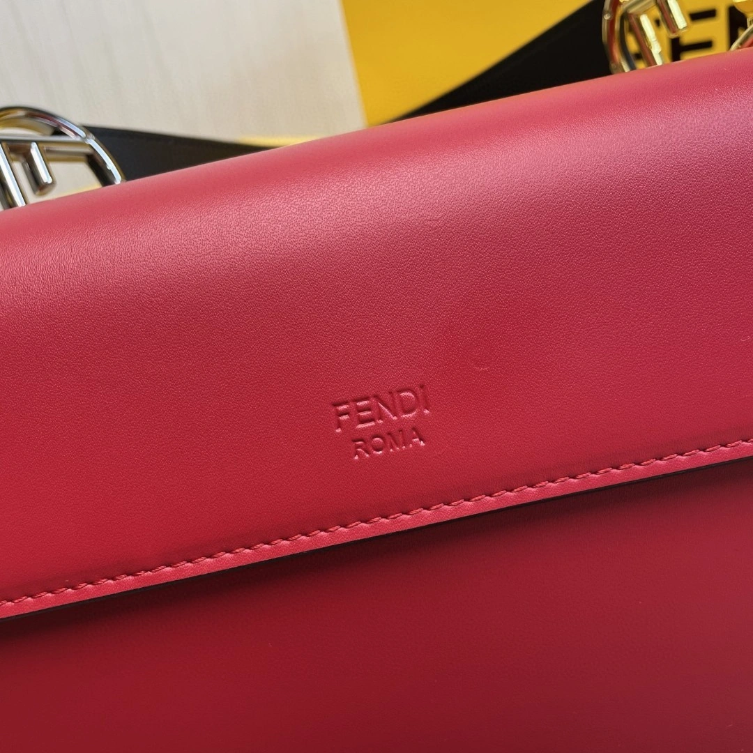 MOMO- 8BT284 Kan I Logo item : B-B039B2128