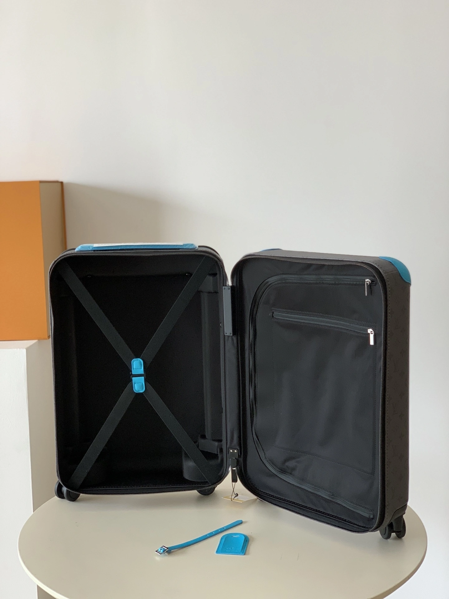 MOMO- 8V M11479 high quality version HORIZON item：E-B177I2587
