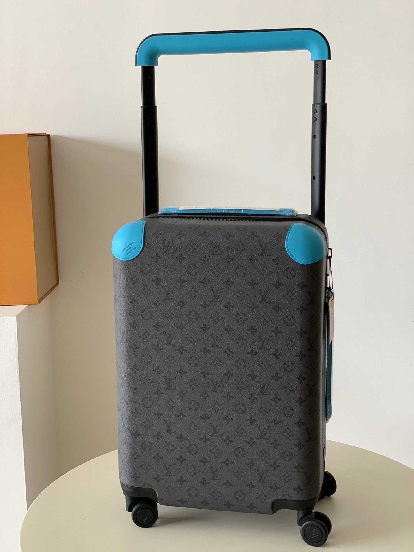 MOMO- 8V M11479 high quality version HORIZON item：E-B177I2587