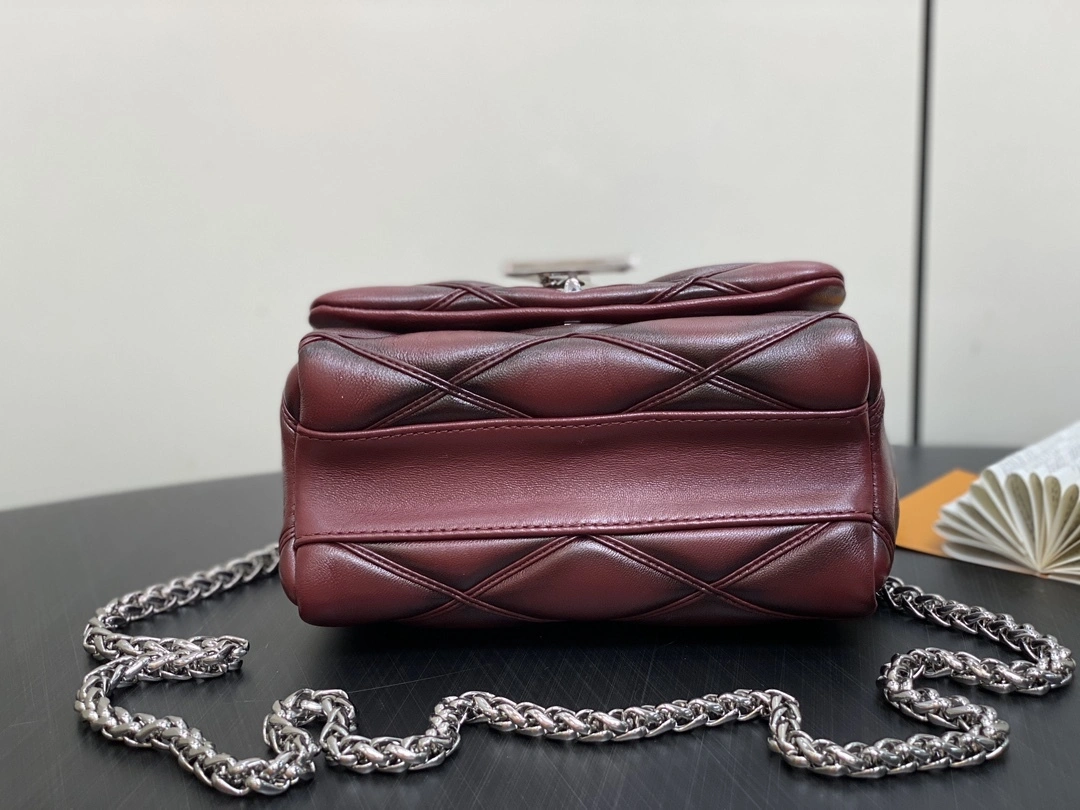 MOMO--8V M12567 high quality version GO-14 sheepskin item:F-B000A1431
