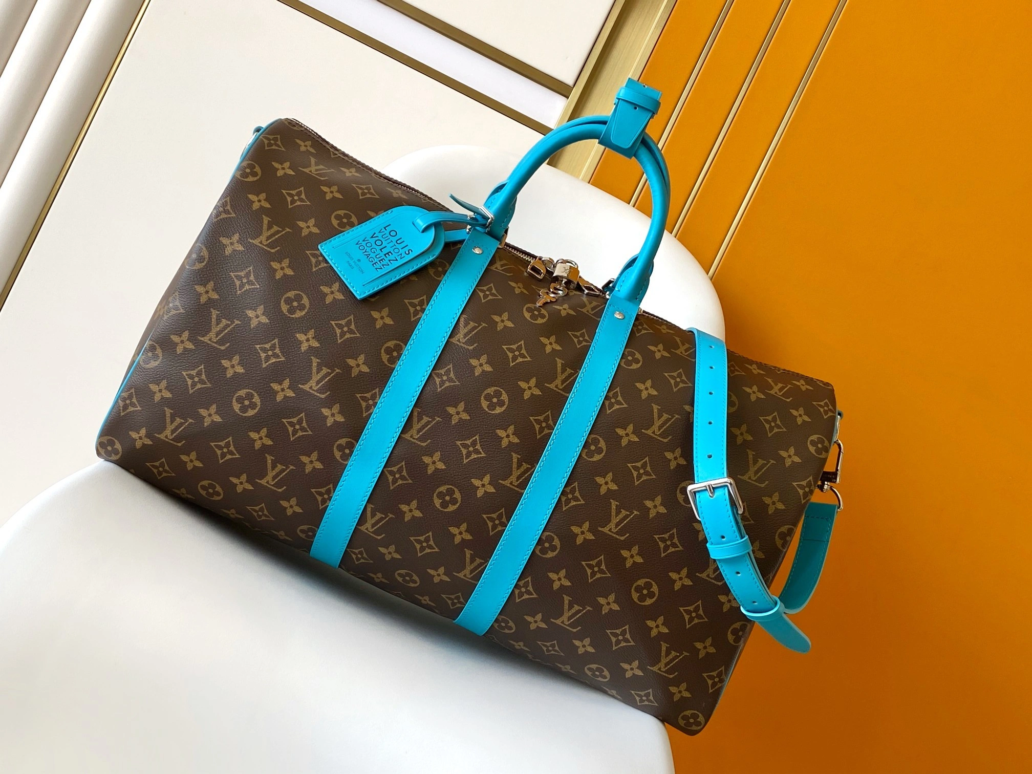 MOMO--8V M12629 high quality version Bandoulière 50 cowhide item:F-B000A2126