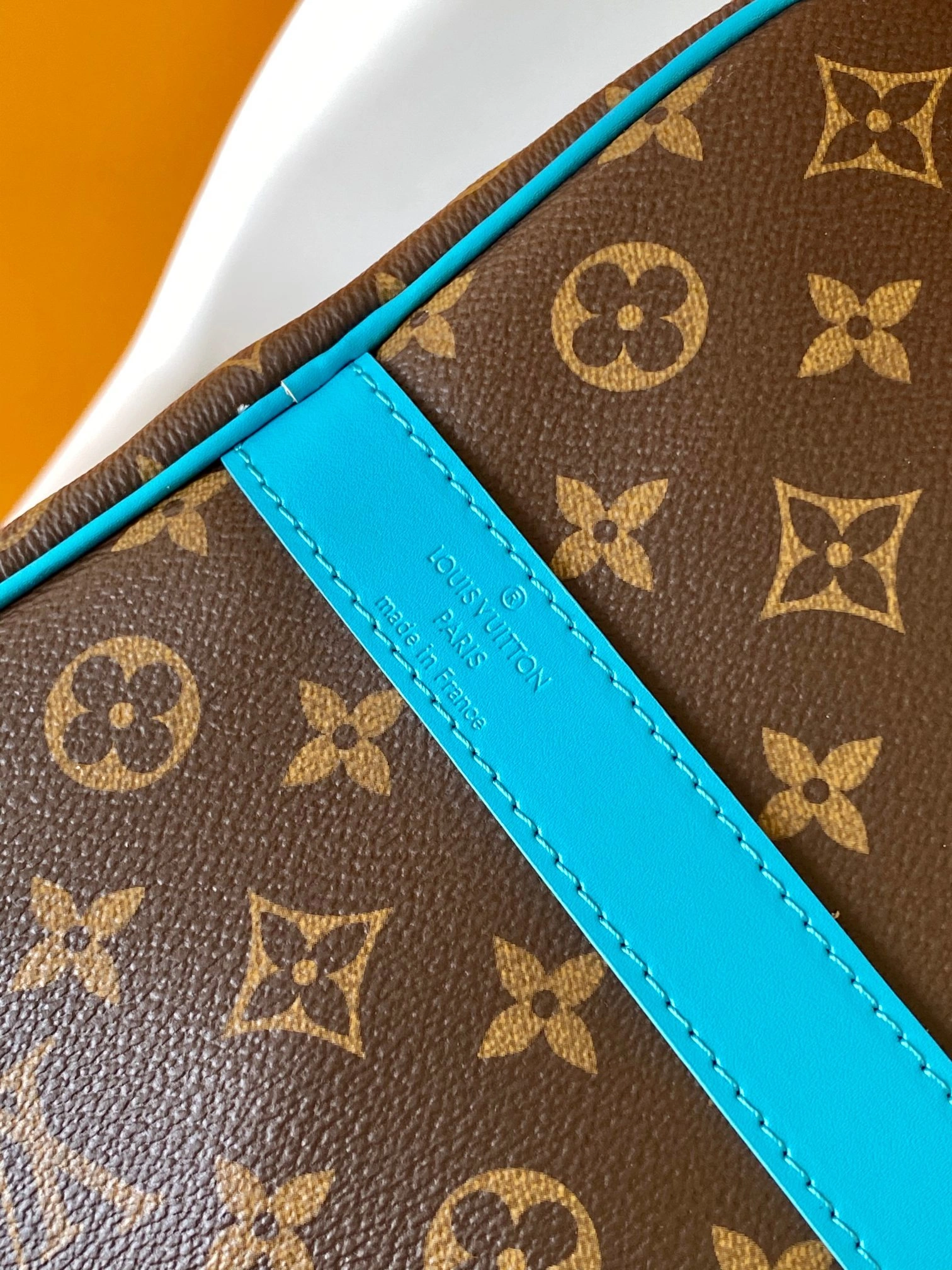 MOMO--8V M12629 high quality version Bandoulière 50 cowhide item:F-B000A2126