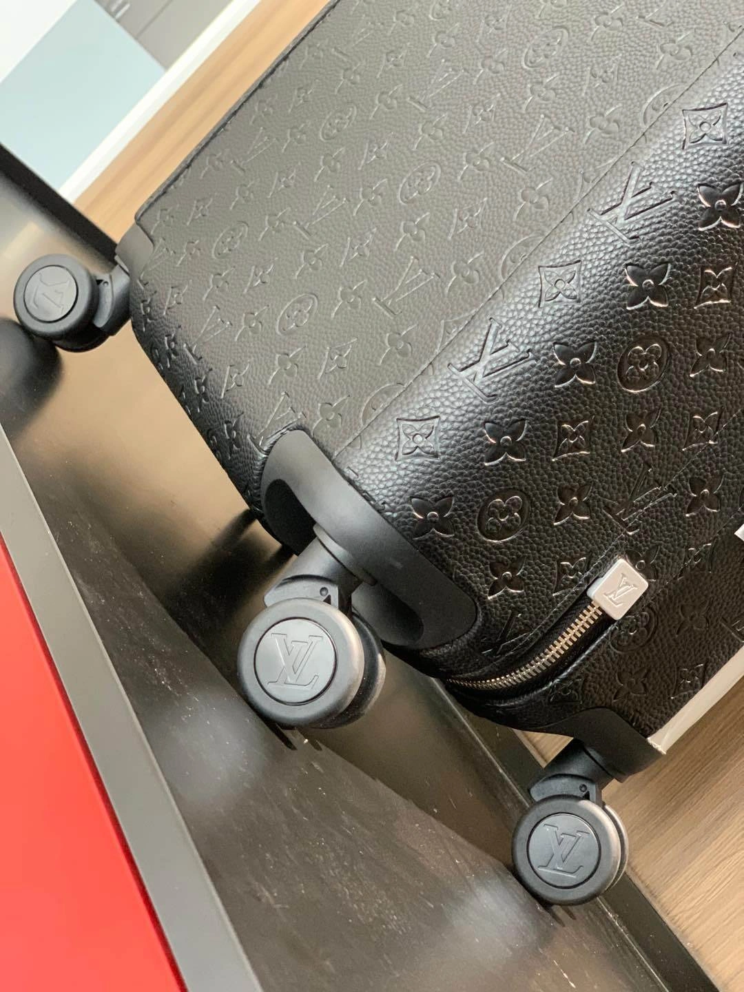 MOMO- 8V M12807 high quality version HORIZON item：E-B177I2596
