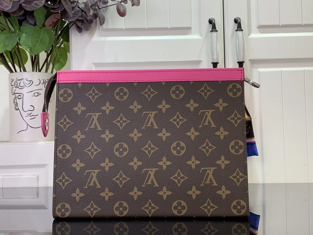 MOMO- 8V M12818 high quality version cowhide 【Pochette Voyage 】 item：E-B000A0494H