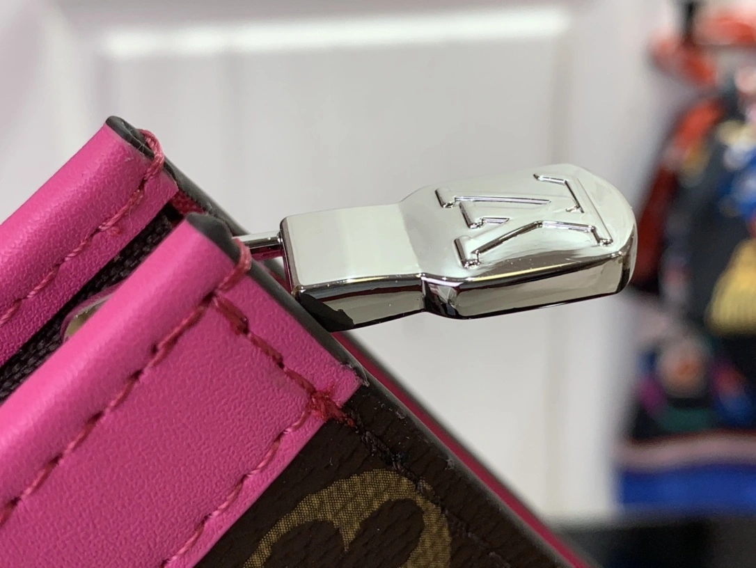 MOMO- 8V M12818 high quality version cowhide 【Pochette Voyage 】 item：E-B000A0494H