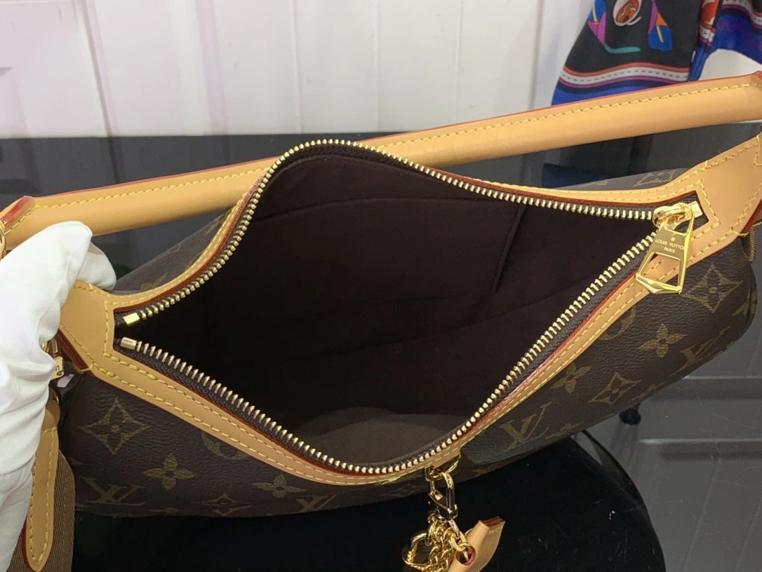 MOMO- 8V M12939 high quality version Loop Hobo item:E-B063C0503