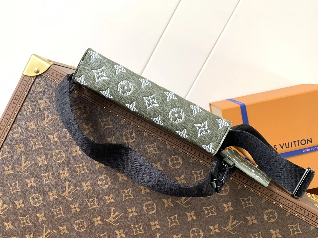 MOMO--8V M13197 high quality version Gaston Taïgarama cowhide item:F-B330A2149