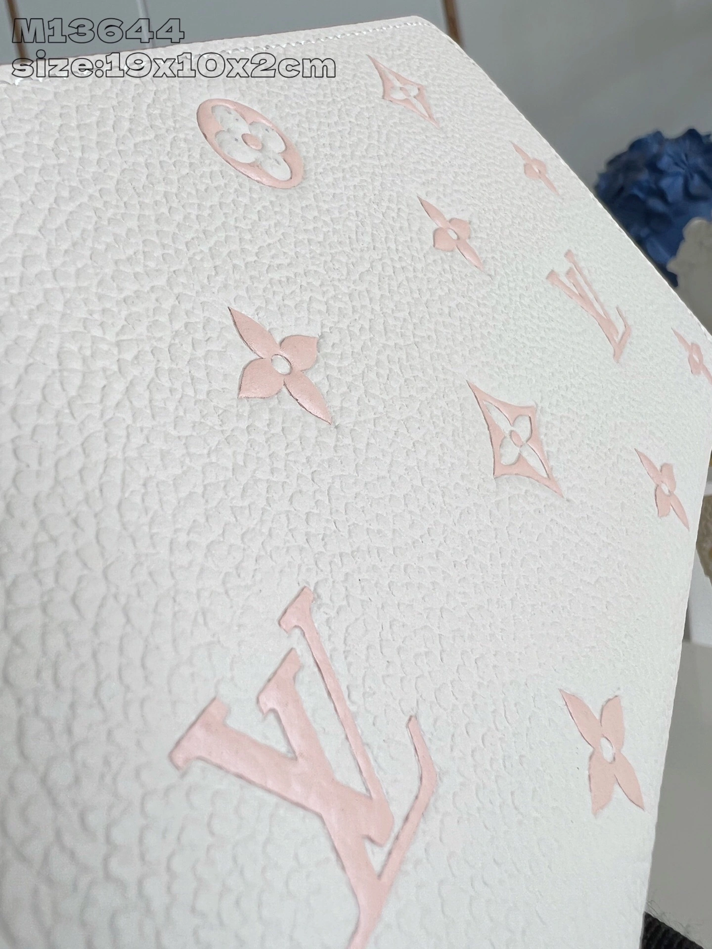 MOMO- 8V M13644 Zippy Monogram high quality version item：E-B177I2415
