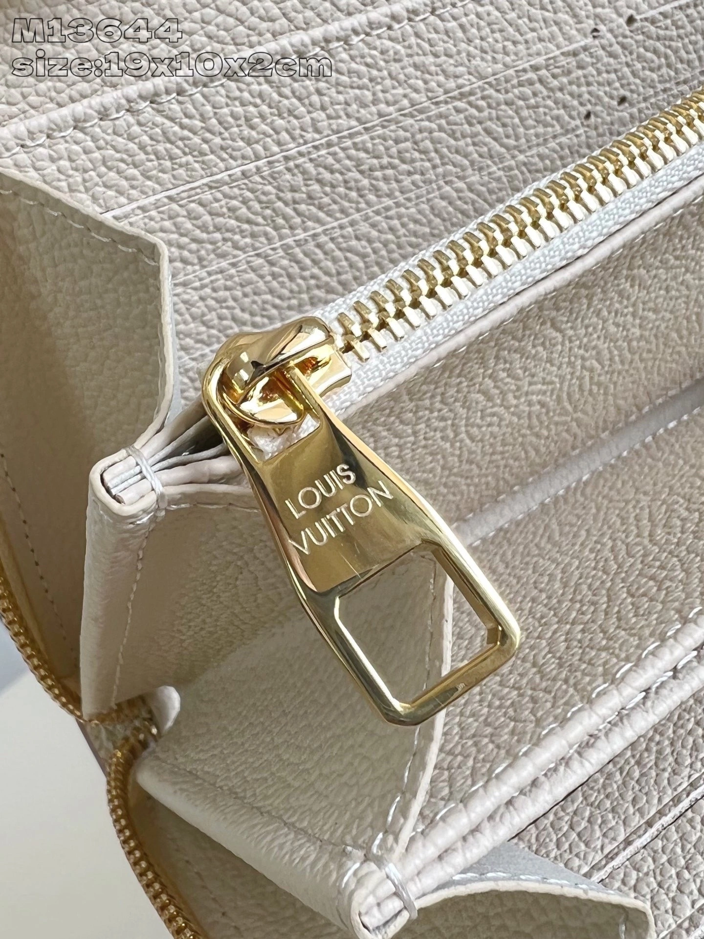 MOMO- 8V M13644 Zippy Monogram high quality version item：E-B177I2415