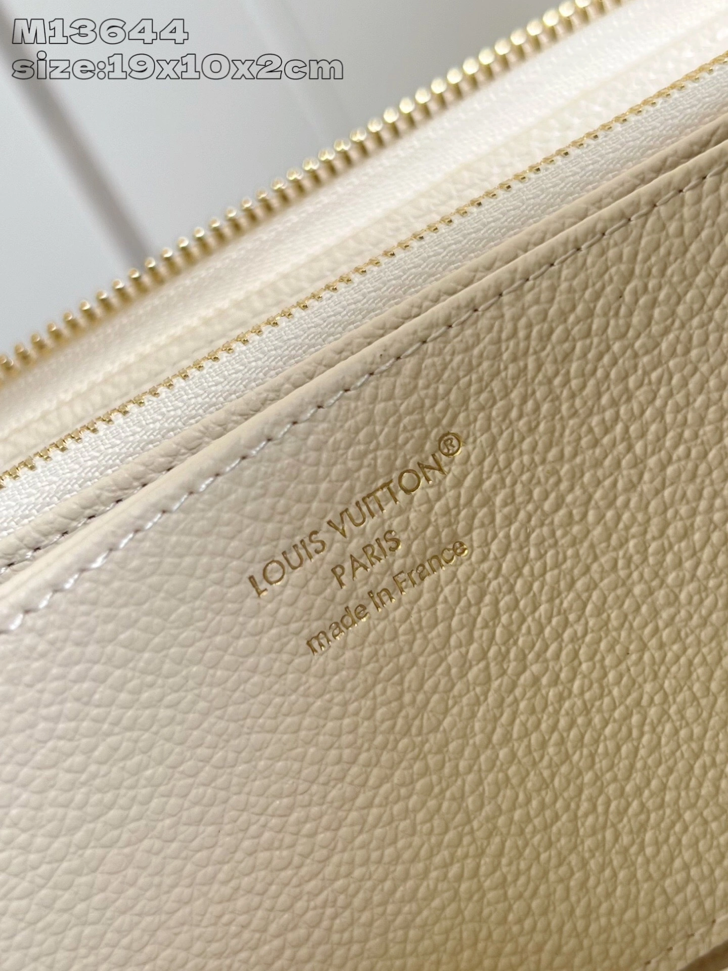 MOMO- 8V M13644 Zippy Monogram high quality version item：E-B177I2415
