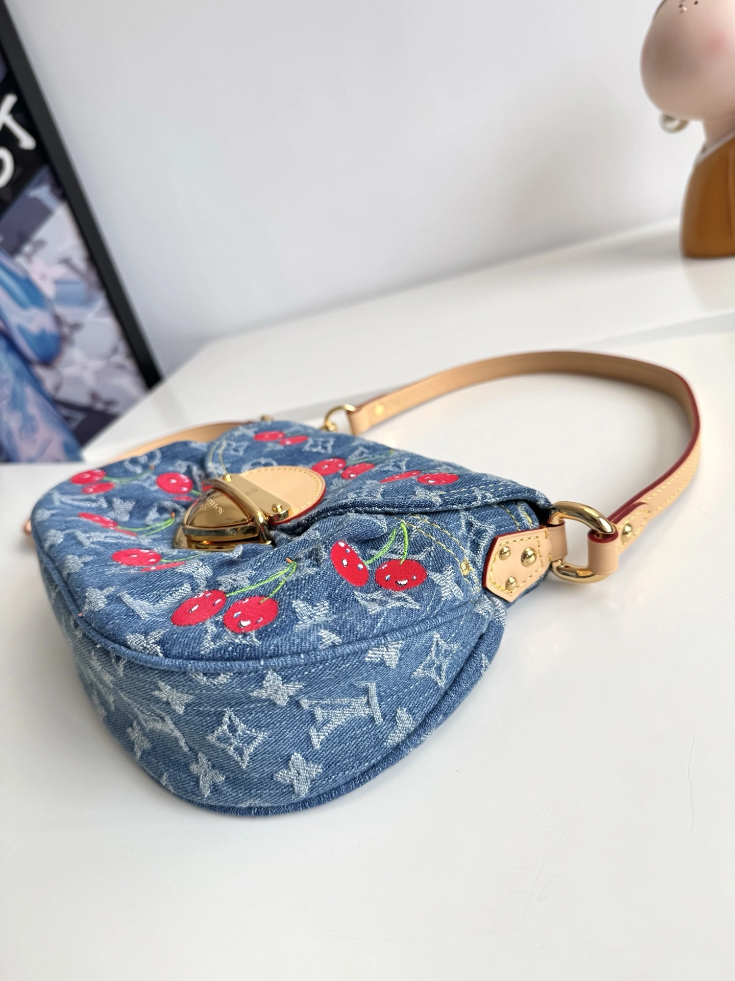 MOMO--8V M13680 high quality version Sunset item:E-B000L1745T