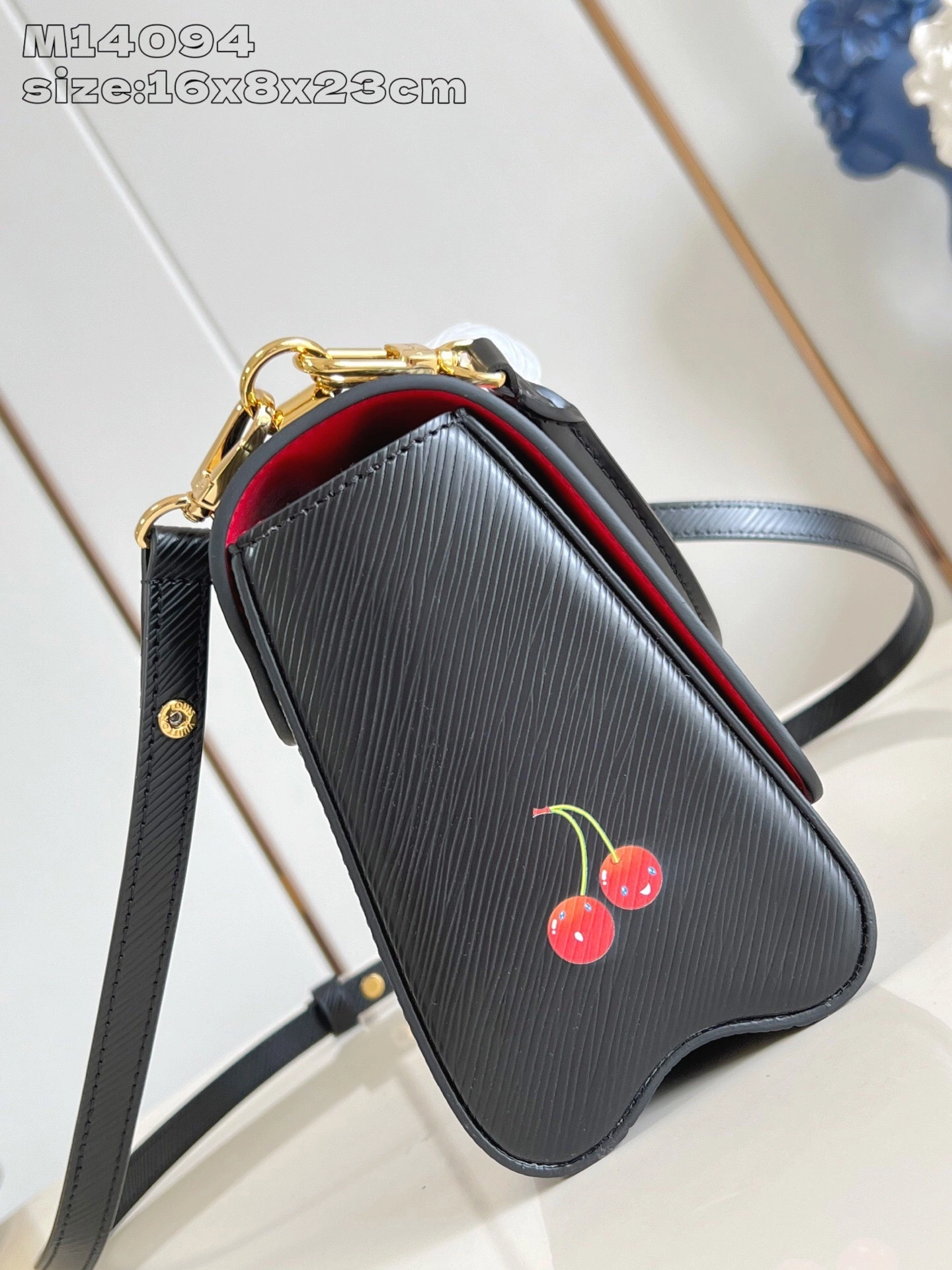 MOMO- 8V M14094 high quality version Twist item：E-B177I2501