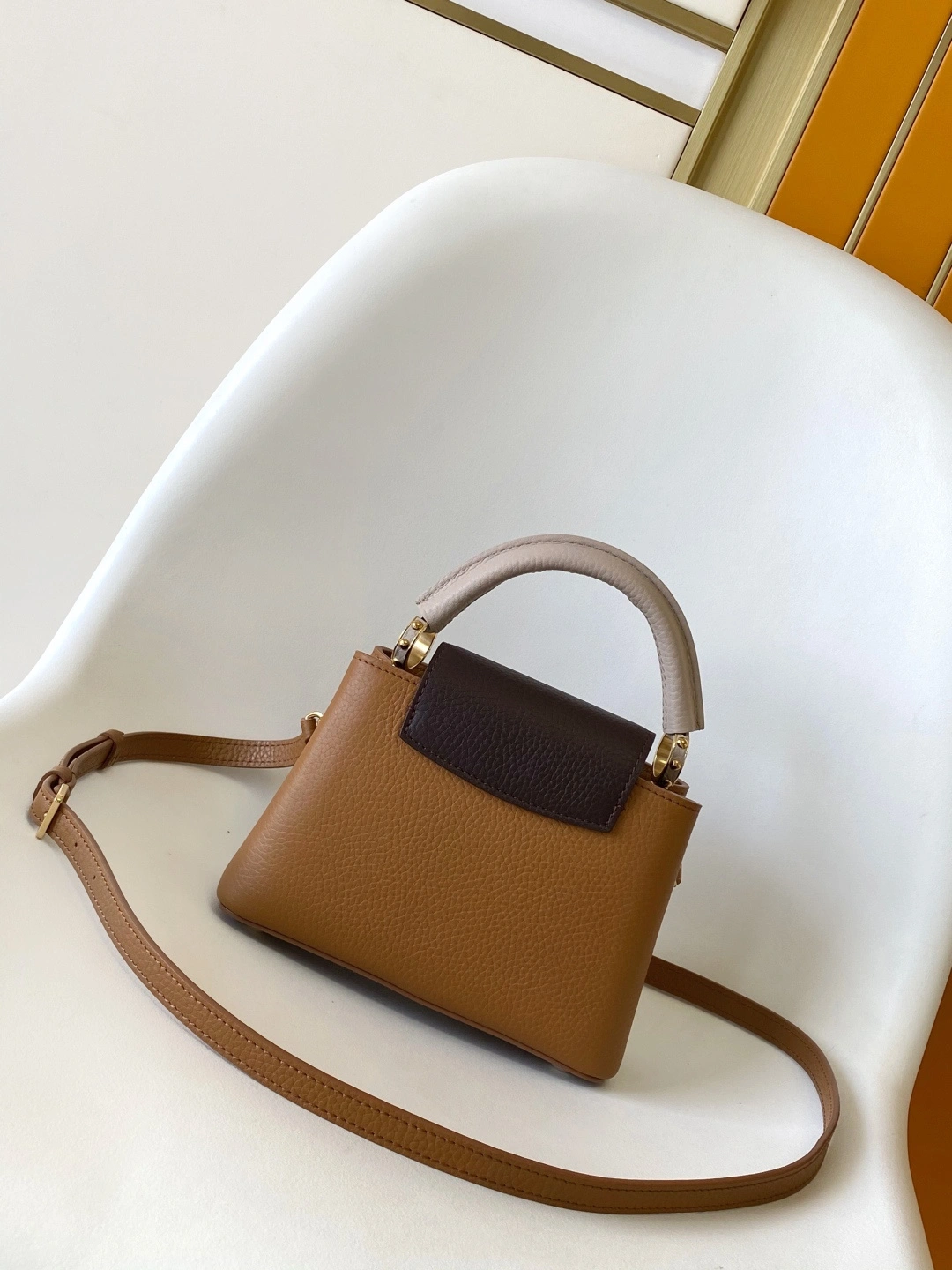 MOMO--8V M14176 high quality version Capucines cowhide item:F-B000A1441