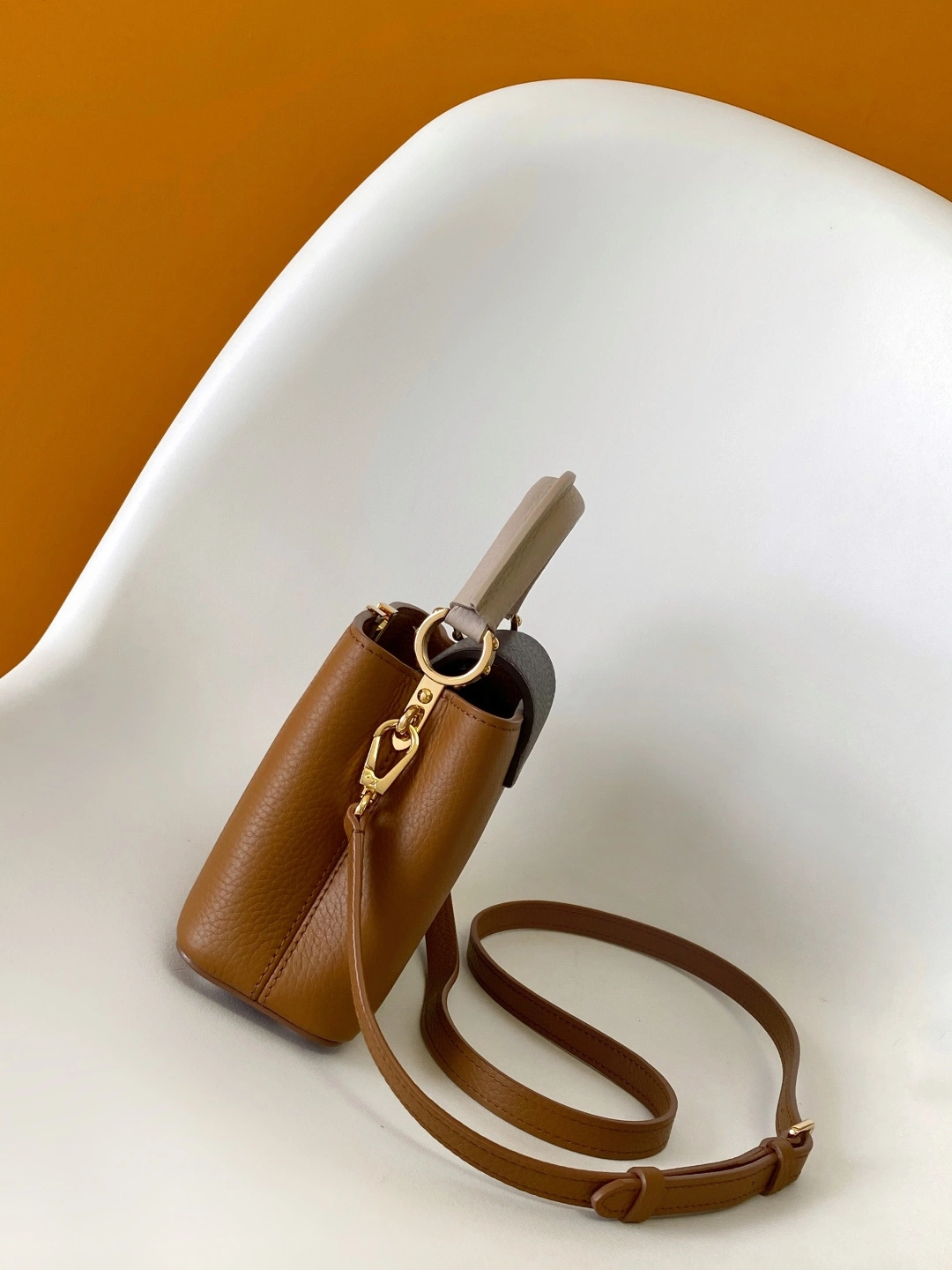 MOMO--8V M14176 high quality version Capucines cowhide item:F-B000A1441