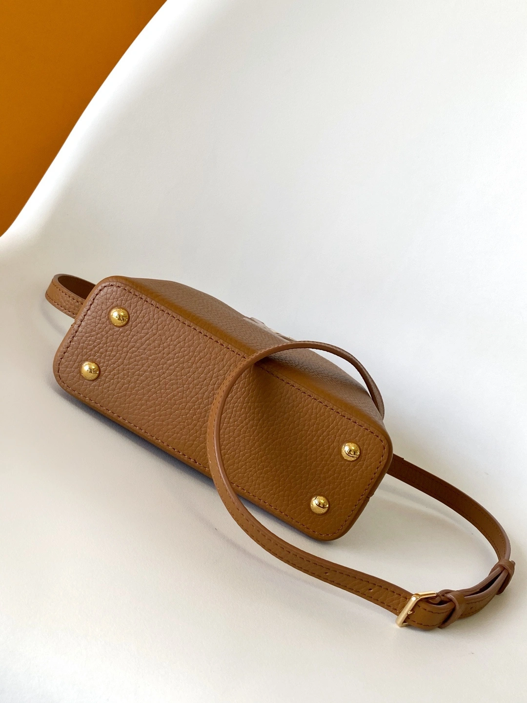 MOMO--8V M14176 high quality version Capucines cowhide item:F-B000A1441