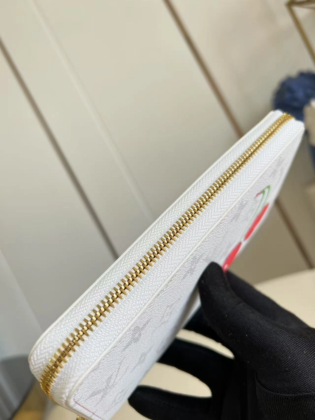 MOMO- 8V M14240 Zippy high quality version item：E-B177I2407