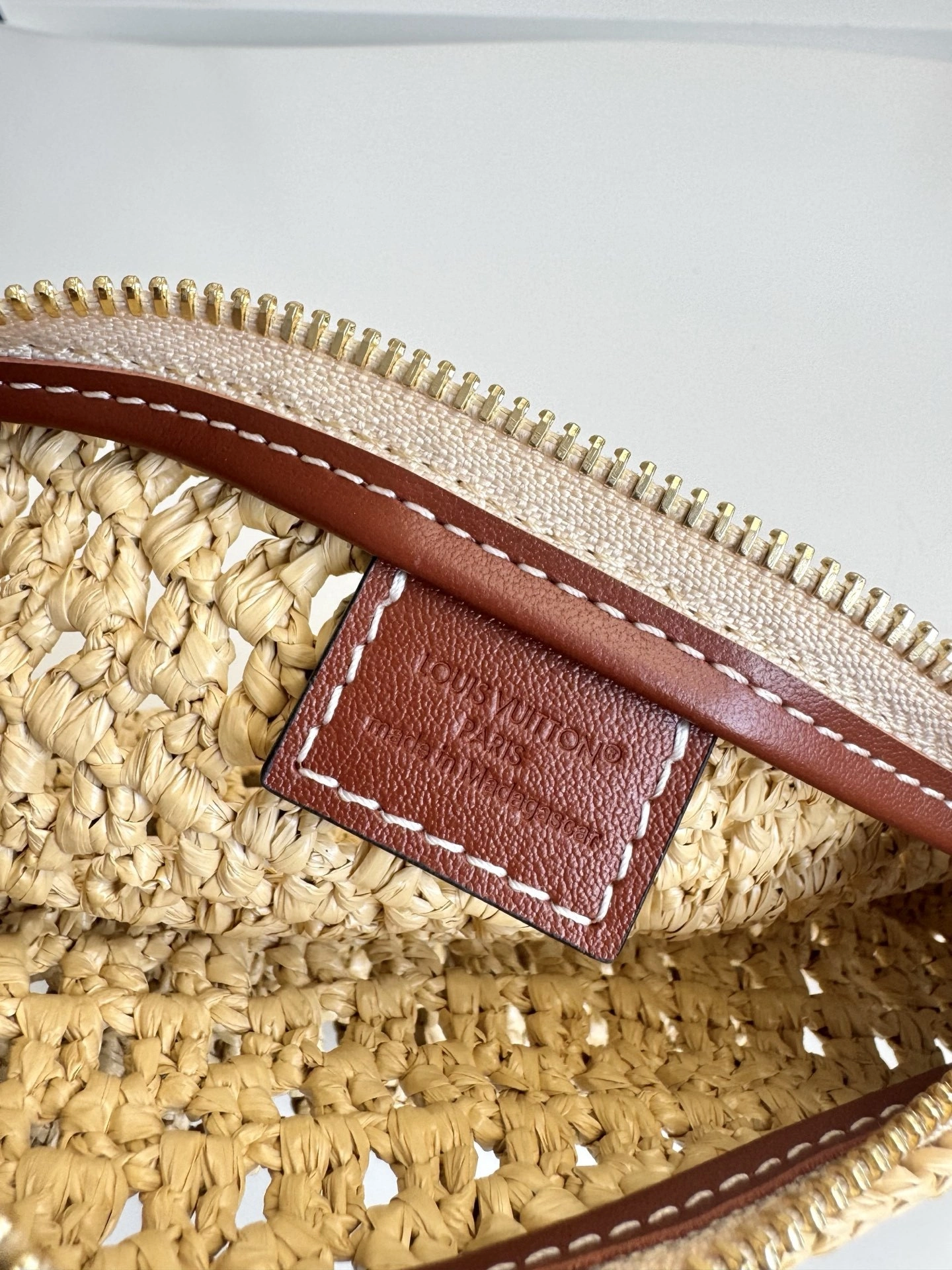 MOMO--8V M14304 high quality version Hills Pochette cowhide item:F-B000A1532