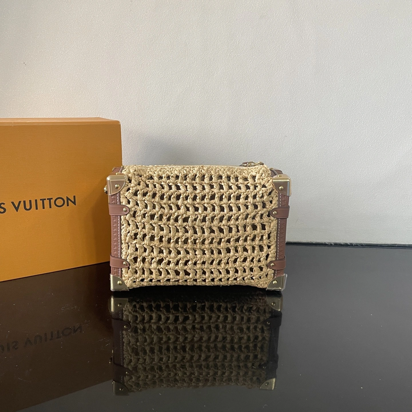 MOMO- 8V M14405 Side Trunk cowhide high quality version item：E-B177I2416