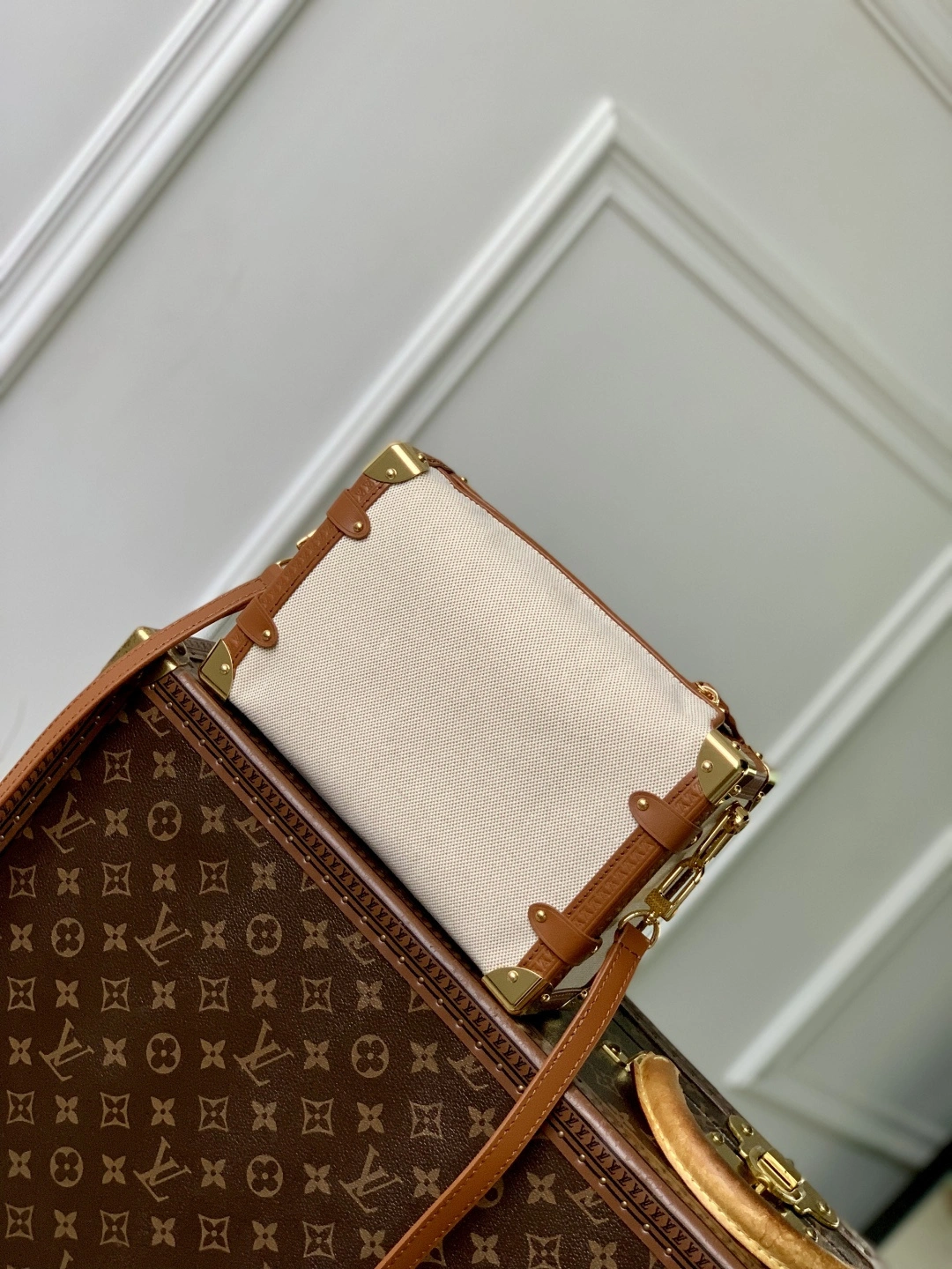MOMO--8V M14411 high quality version Side Trunk Natural Canvas item:E-B000L1739T