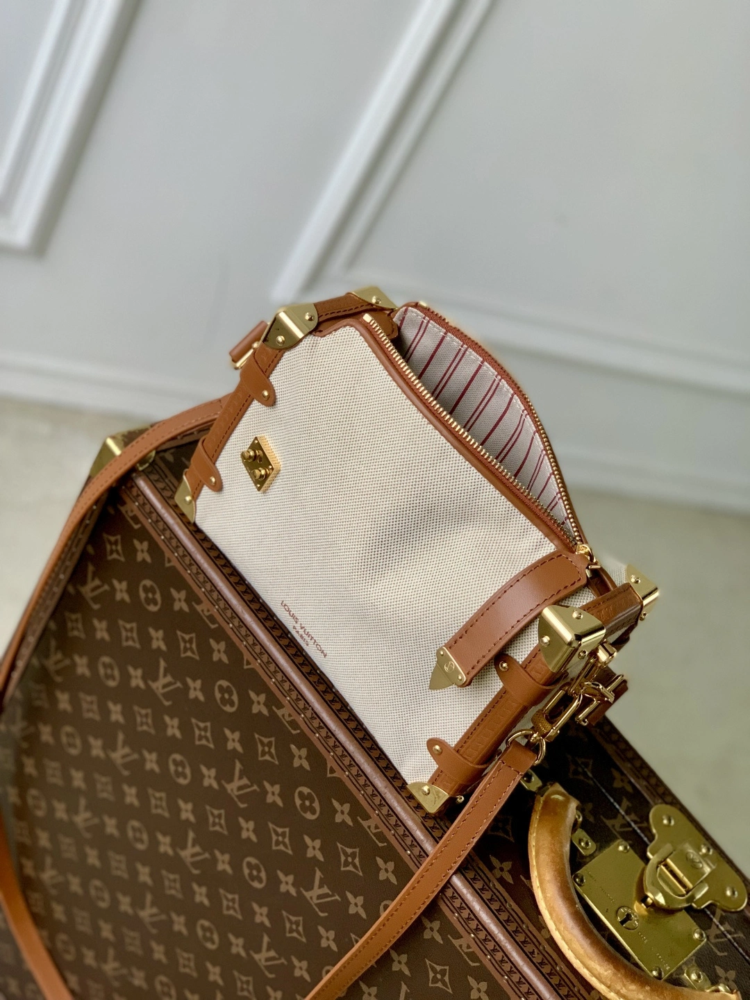 MOMO--8V M14411 high quality version Side Trunk Natural Canvas item:E-B000L1739T