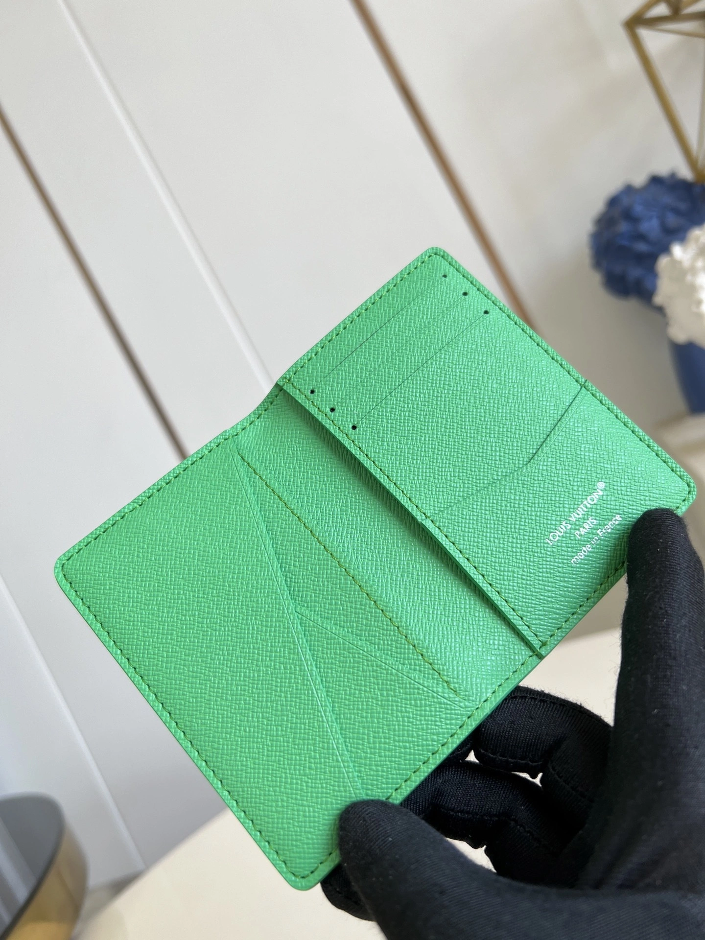 MOMO- 8V M14880 high quality version item：E-B177I2408