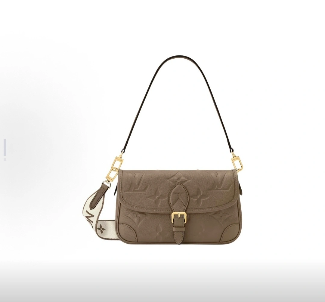 MOMO--8V M15049 high quality version Diane item:E-B000L1801T