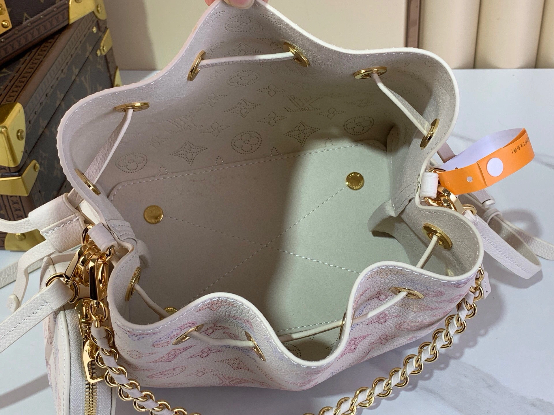 MOMO--8V M15114 high quality version Bella Dream cowhide item:E-B808L1724T