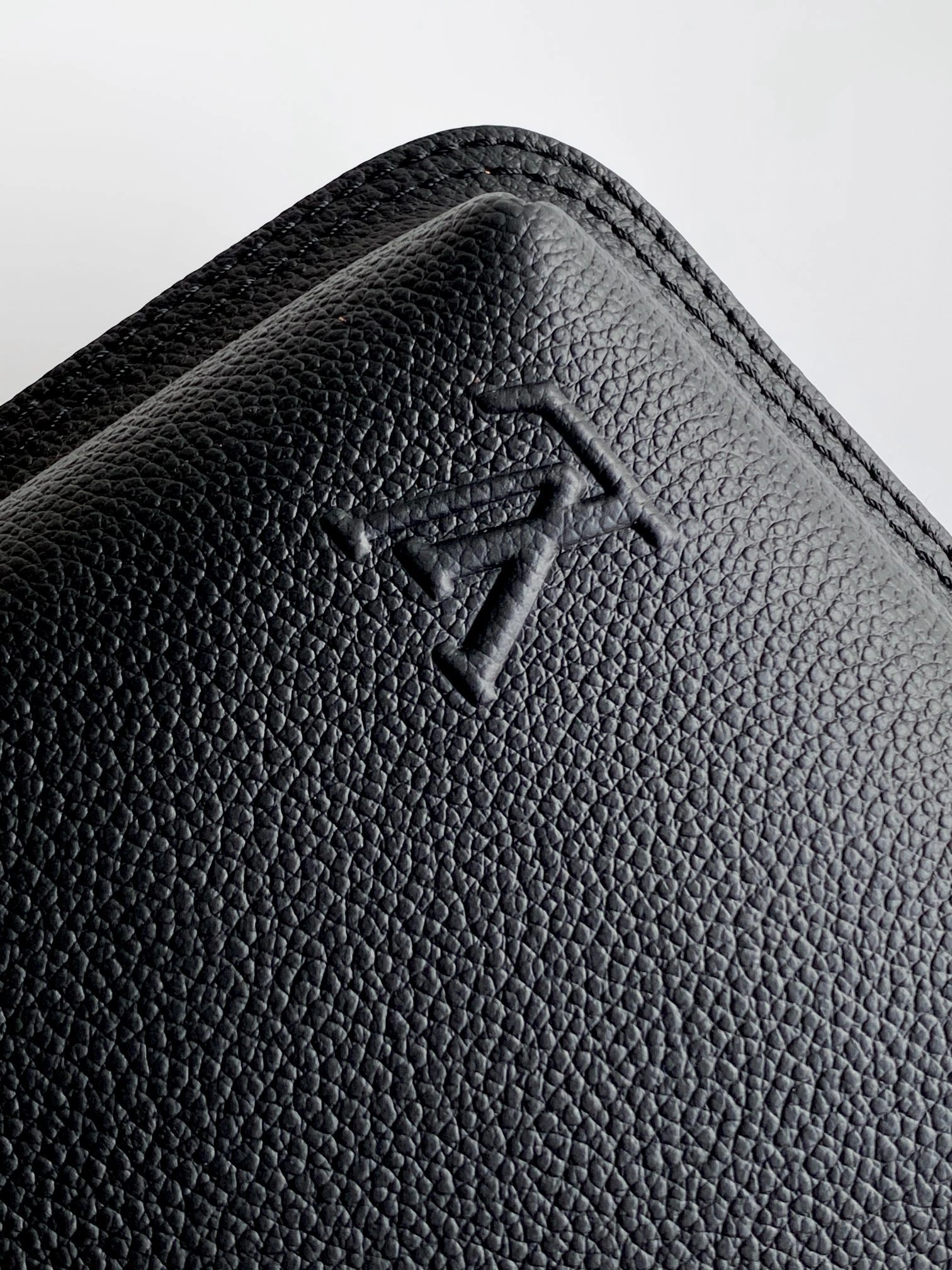 MOMO--8V M15255 high quality version cowhide item:F-B000A1533